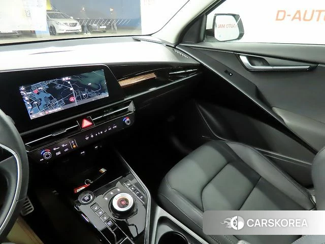 Kia Di Ol Nu Niro 2023 Белый из Кореи, фото 4