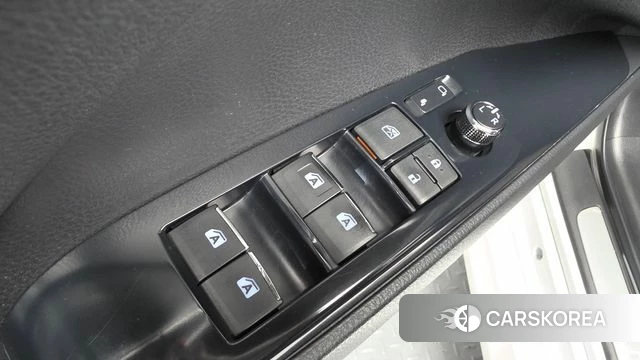 Toyota Camry (XV70) 2018 Белый из Кореи, фото 4