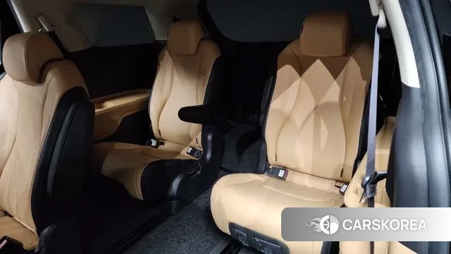 Kia Carnival 4th generation 2023 Черный из Кореи, фото 4