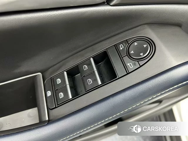 Mazda CX-30 2022 Белый из Китая, фото 4