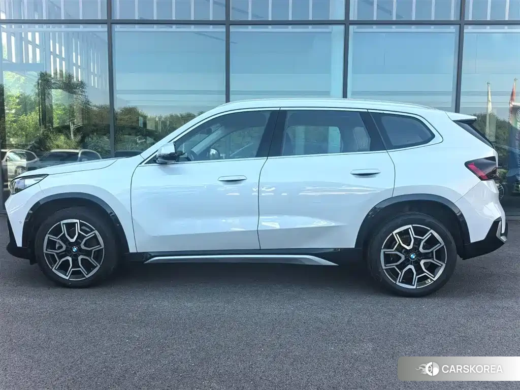 BMW X1 2025 Белый из Китая, фото 4