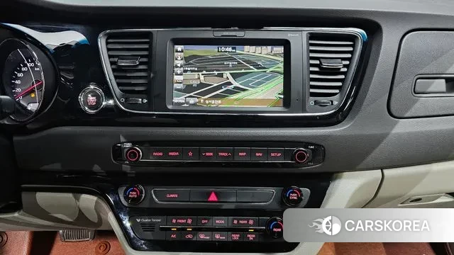 Kia All New Carnival 2018 Белый из Кореи, фото 4