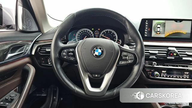 BMW 5 Series (G30) 2018 Серый из Кореи, фото 4
