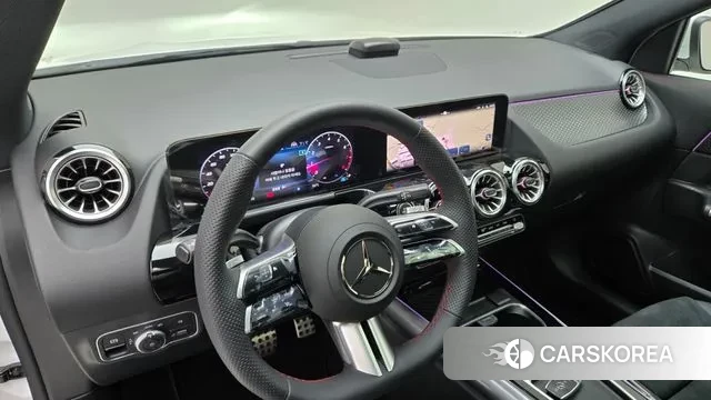 Mercedes-Benz GLA - Class H247 2025 Белый из Кореи, фото 4