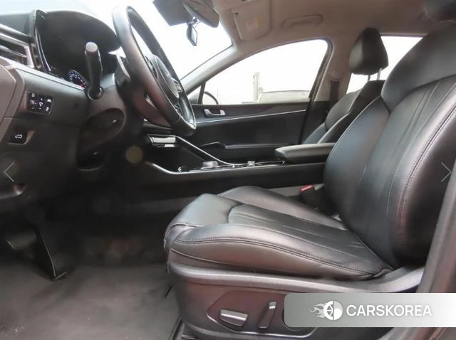 Kia K5 3rd generation 2021 Серый из Кореи, фото 4