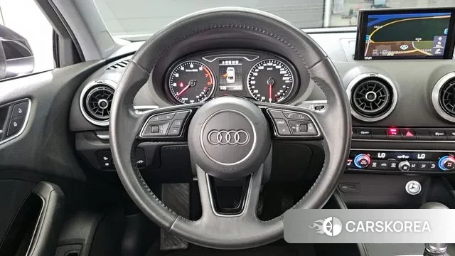 Audi New A3 2018 Черный из Кореи, фото 4