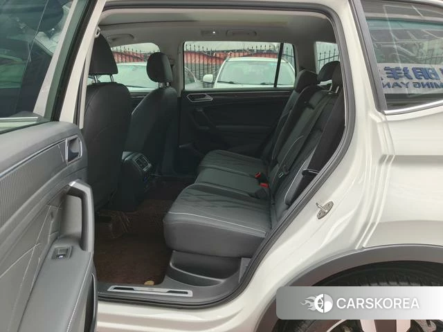 Volkswagen Tiguan L 2022 Белый из Китая, фото 4