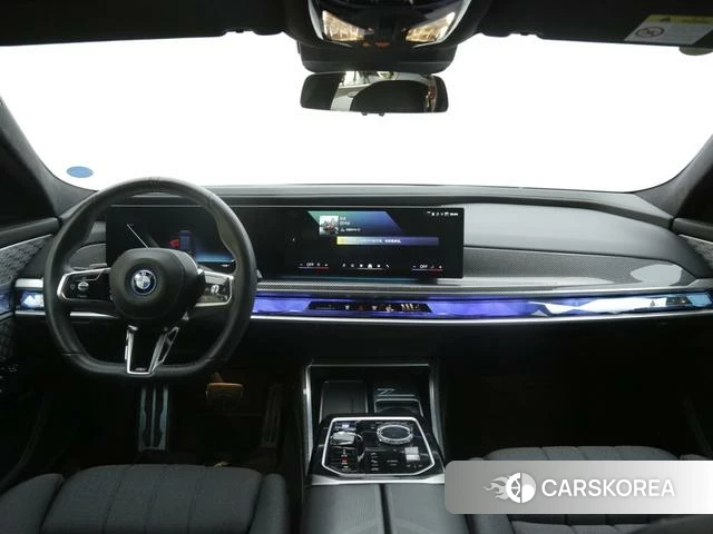 BMW i7 2023 Черный из Китая, фото 4