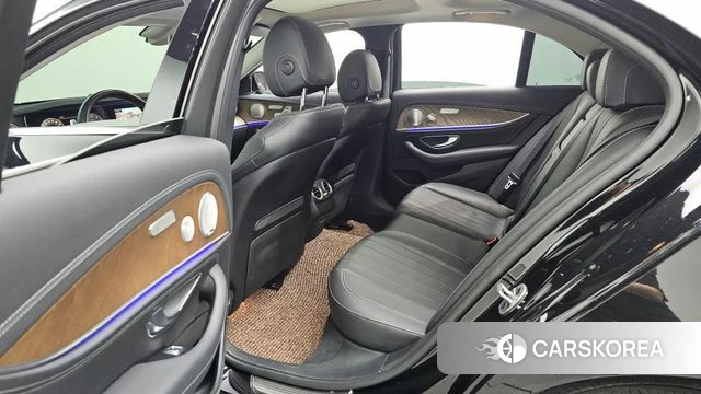 Mercedes-Benz E-Class W213 2019 Черный из Кореи, фото 4