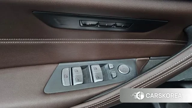 BMW 5 Series (G30) 2020 Черный из Кореи, фото 4