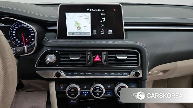 Genesis G70 2018 Коричневый из Кореи, фото 4