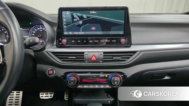 Kia The New K3 2nd generation 2024 Серебристо-серый из Кореи, фото 4
