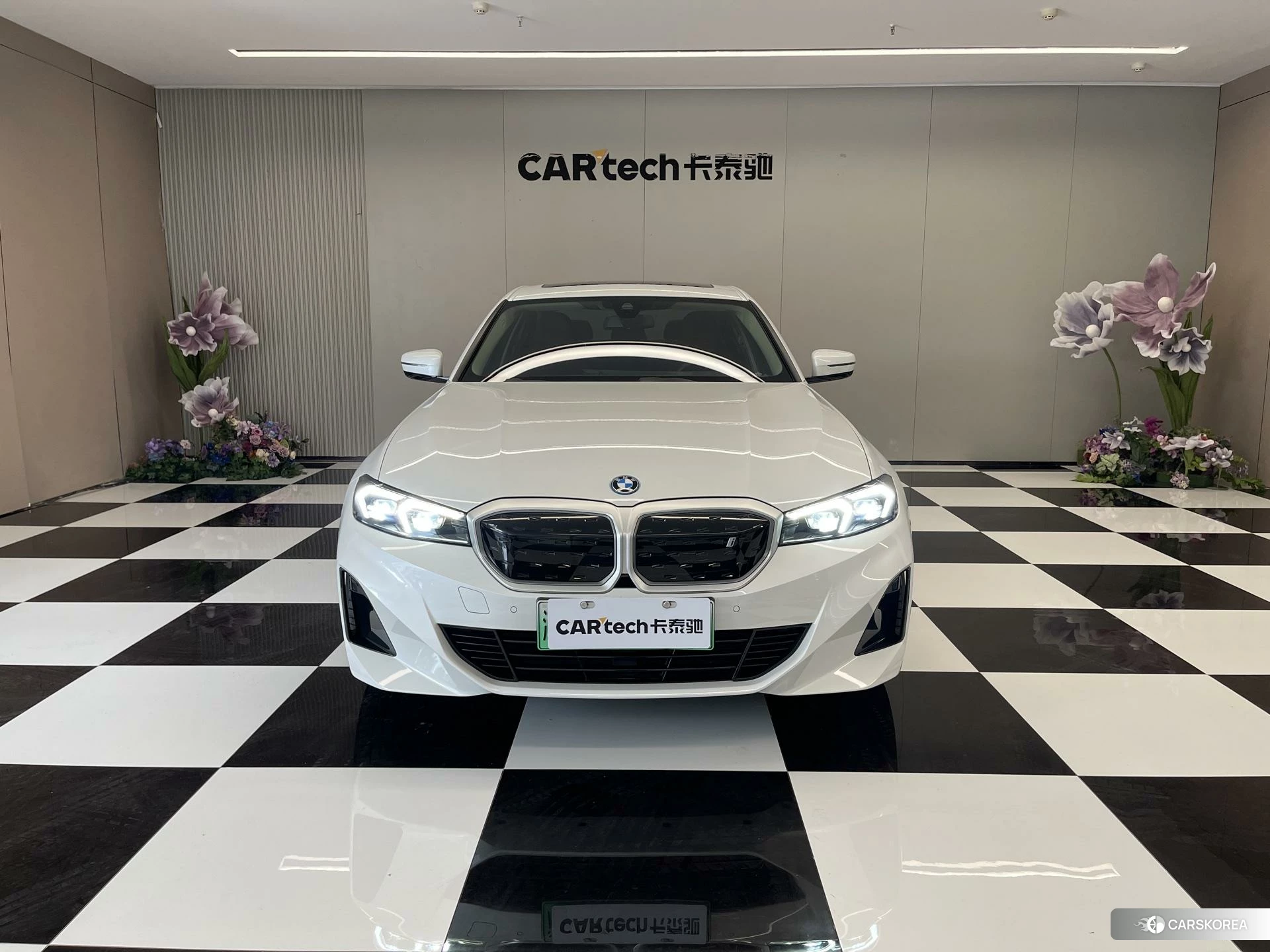 BMW i3 2023 Белый из Китая, фото 4