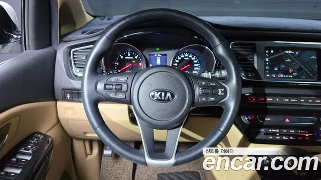 Kia The New Carnival 2019 Белый из Кореи, фото 4