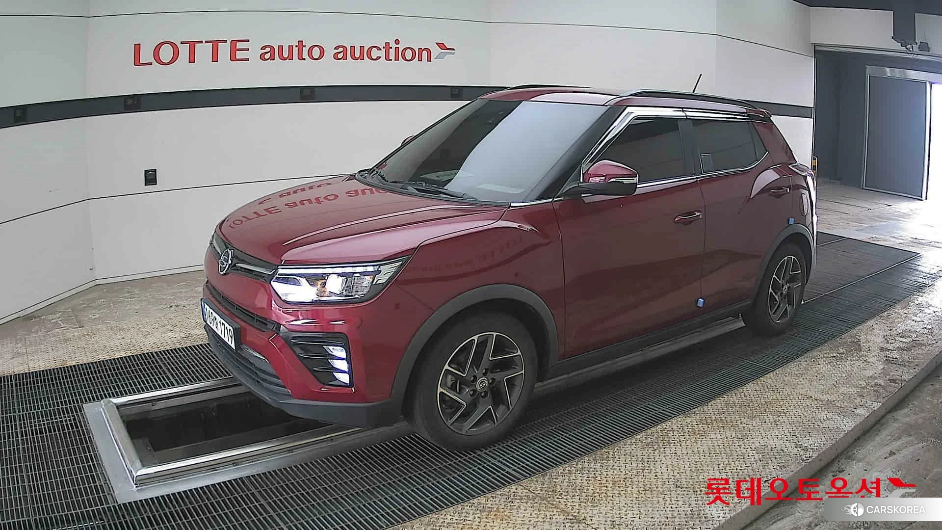 SsangYong Tivoli 2022 Cherry Red из Кореи, фото 4