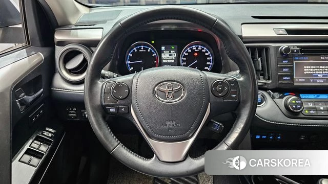 Toyota RAV4 2018 Серебряный из Кореи, фото 4