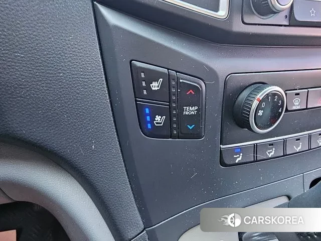 Hyundai The New Grand Starex 2018 Серебряный из Кореи, фото 4