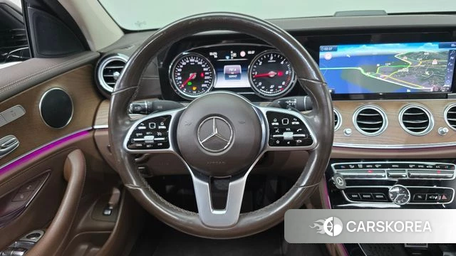 Mercedes-Benz E-Class W213 2019 Черный из Кореи, фото 4