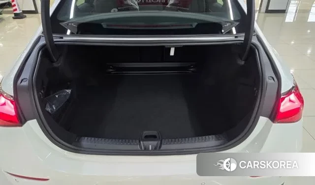 Mercedes-Benz E-Class W214 2024 Белый из Кореи, фото 4