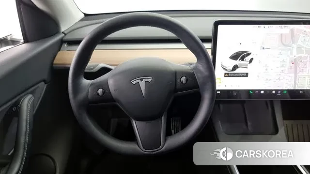 Tesla Model Y 2021 Белый из Кореи, фото 4