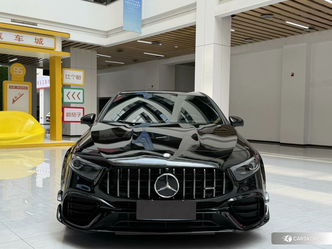 Mercedes-Benz Class A AMG (imported) 2023 Черный из Китая, фото 4
