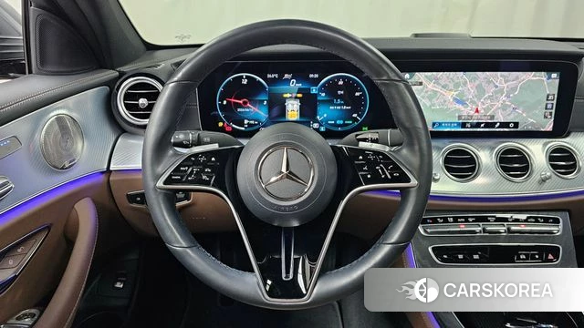 Mercedes-Benz E-Class W213 2021 Серый из Кореи, фото 4