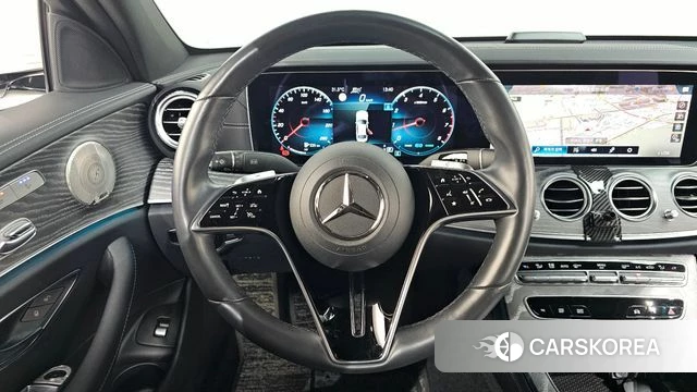 Mercedes-Benz E-Class W213 2023 Белый из Кореи, фото 4