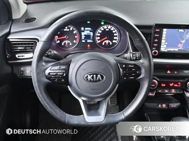 Kia Stonic 2018 Красный из Кореи, фото 4