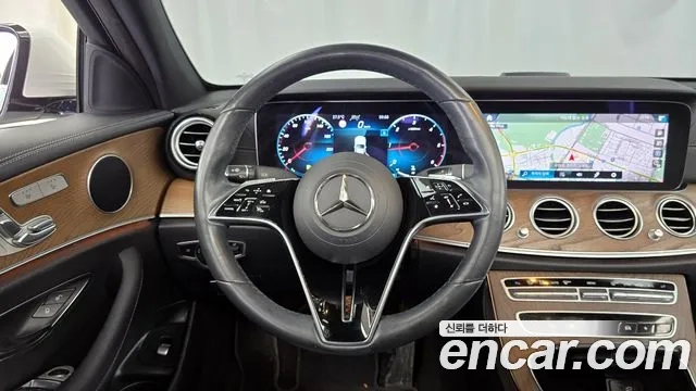 Mercedes-Benz E-Class W213 2021 Белый из Кореи, фото 4