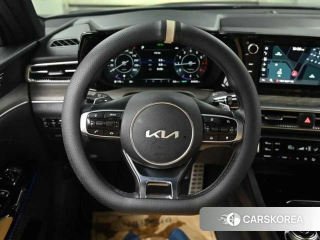 Kia K5 3rd generation 2021 Серебристо-серый из Кореи, фото 4