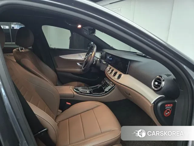 Mercedes-Benz E-Class W213 2020 Серый из Кореи, фото 4