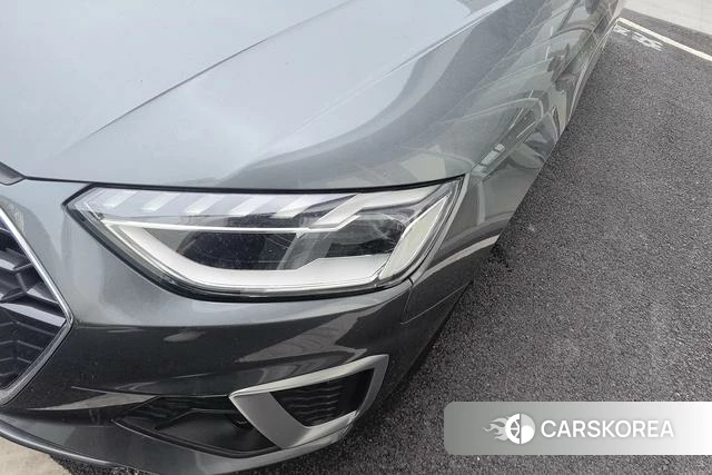 Audi A4L 2021 Темно-серый из Китая, фото 4