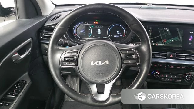 Kia Niro Plus 2022 Белый из Кореи, фото 4