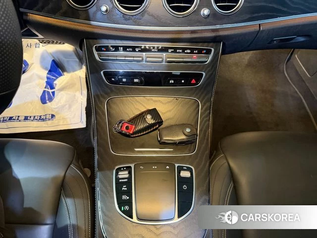 Mercedes-Benz E-Class W213 2021 Белый из Кореи, фото 4