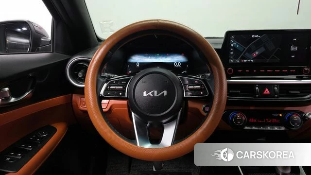 Kia The New K3 2nd generation 2022 Серый из Кореи, фото 4