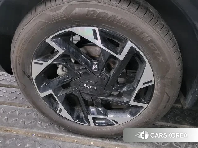 Kia Sportage 5th Generation 2023 Белый из Кореи, фото 4