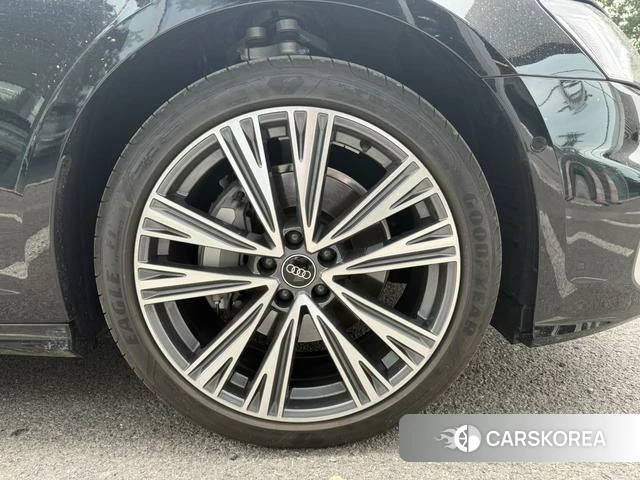Audi A6L 2025 Черный из Китая, фото 4