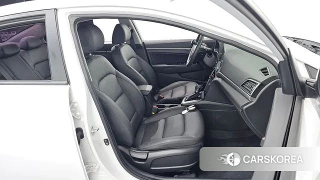 Hyundai Avante AD 2018 Белый из Кореи, фото 4