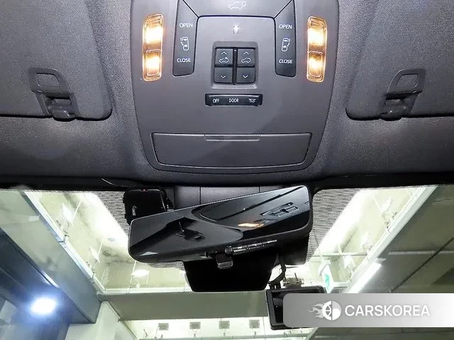 Toyota Sienna 4th Generation 2021 Белый из Кореи, фото 4