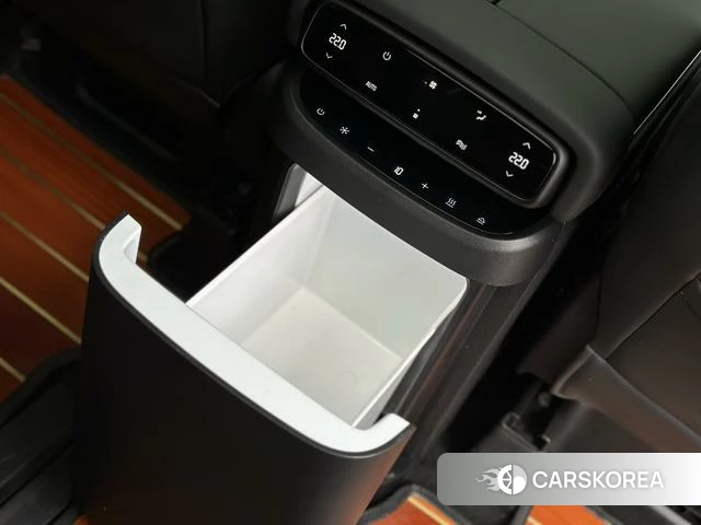 Xiaopeng Motors Xiaopeng X9 2024 Черный из Китая, фото 4