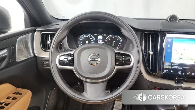Volvo XC60 second Generation 2019 Серый из Кореи, фото 4