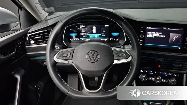 Volkswagen 7th Generation of Jetta 2023 Серебристо-серый из Кореи, фото 4