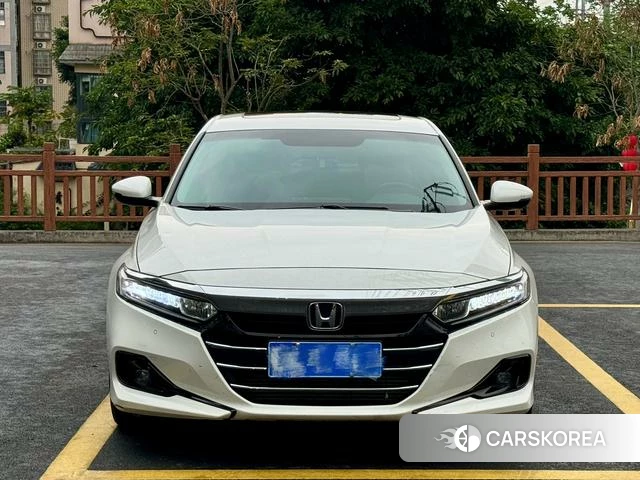 Honda Accord 2022 Белый из Китая, фото 4