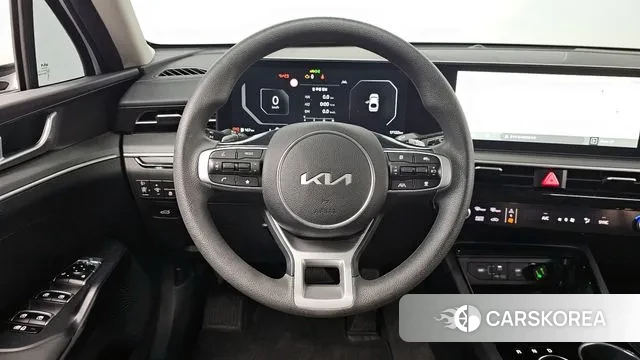 Kia The New K5 3rd generation 2024 Белый из Кореи, фото 4