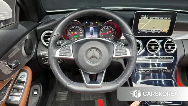 Mercedes-Benz C-Class W205 2018 Белый из Кореи, фото 4