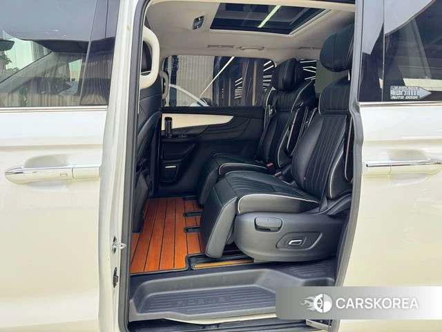 Roewe iMAX8 2021 Белый из Китая, фото 4