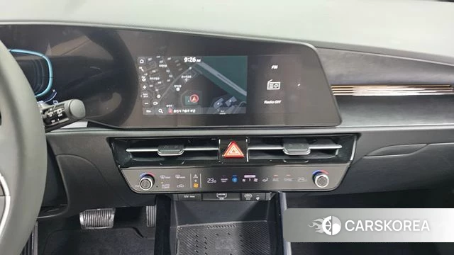 Kia Di Ol Nu Niro 2022 Белый из Кореи, фото 4