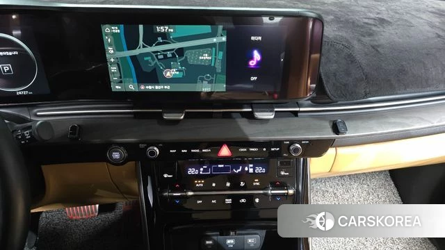 Kia Carnival 4th generation 2022 Белый из Кореи, фото 4