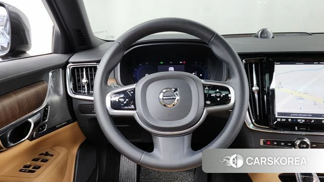 Volvo V90 Cross-Country 2022 Серый из Кореи, фото 4