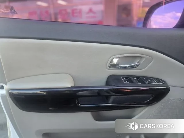 Kia The New Carnival 2018 Белый из Кореи, фото 4